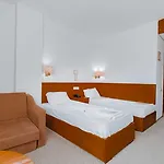 Gueleryuez 2 Hotel