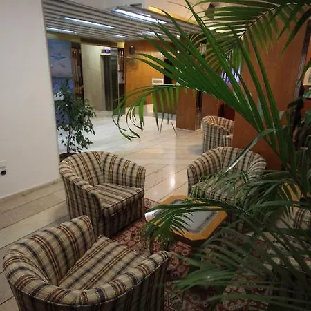 Gueleryuez 2 2* Antalya