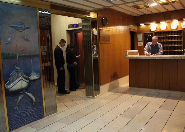 Gueleryuez 2 Hotel