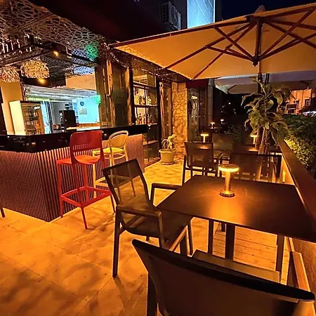 Gueleryuez 2 Hotel