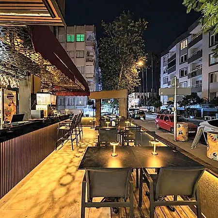 Hotel Gueleryuez 2 2*