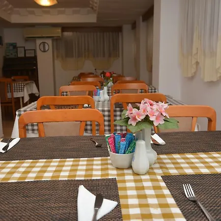 Otel Güleryüz