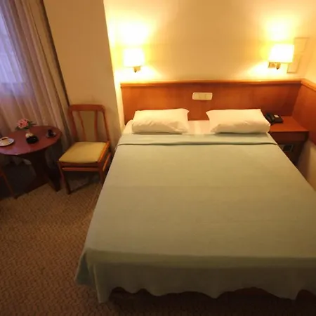 Otel Güleryüz Antalya