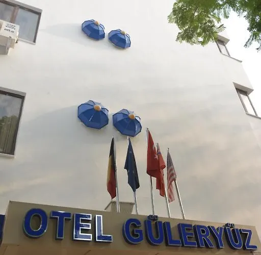 Hotel Gueleryuez 2 2*