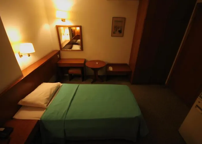 Gueleryuez 2 Hotel
