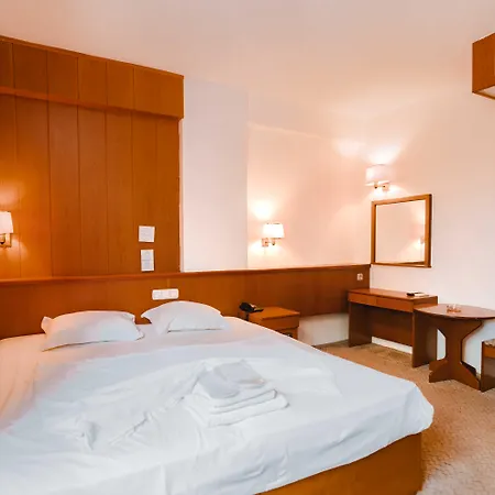 Gueleryuez 2 2* Antalya