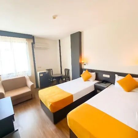 Gueleryuez 2 Hotell Antalya