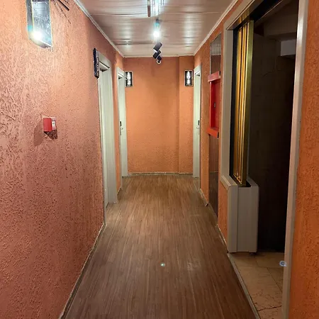 Gueleryuez 2 Hotell 2*