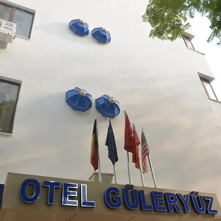 فندق Gueleryuez 2 2*