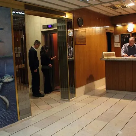 Gueleryuez 2 Hotel