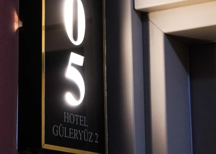 Hotell Gueleryuez 2 2*
