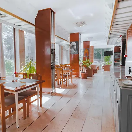 Gueleryuez 2 2* Antalya