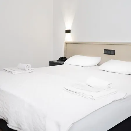 Gueleryuez 2 Hotel 2*