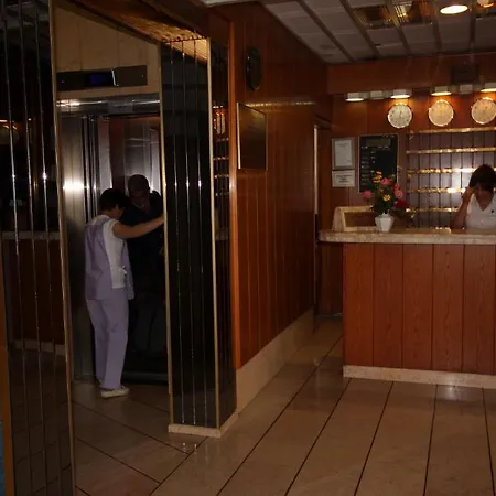 Gueleryuez 2 Hotel 2*